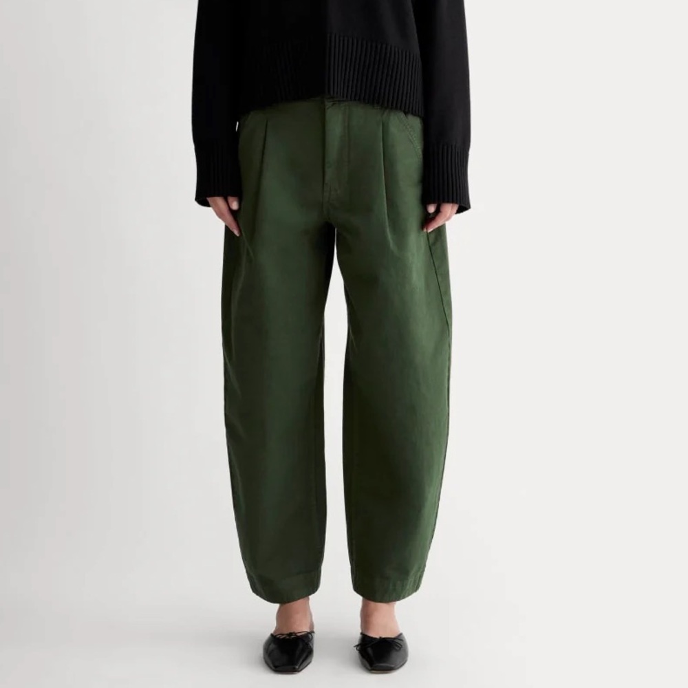 NWOT Everlane Everywhere Pant - Dark Forest